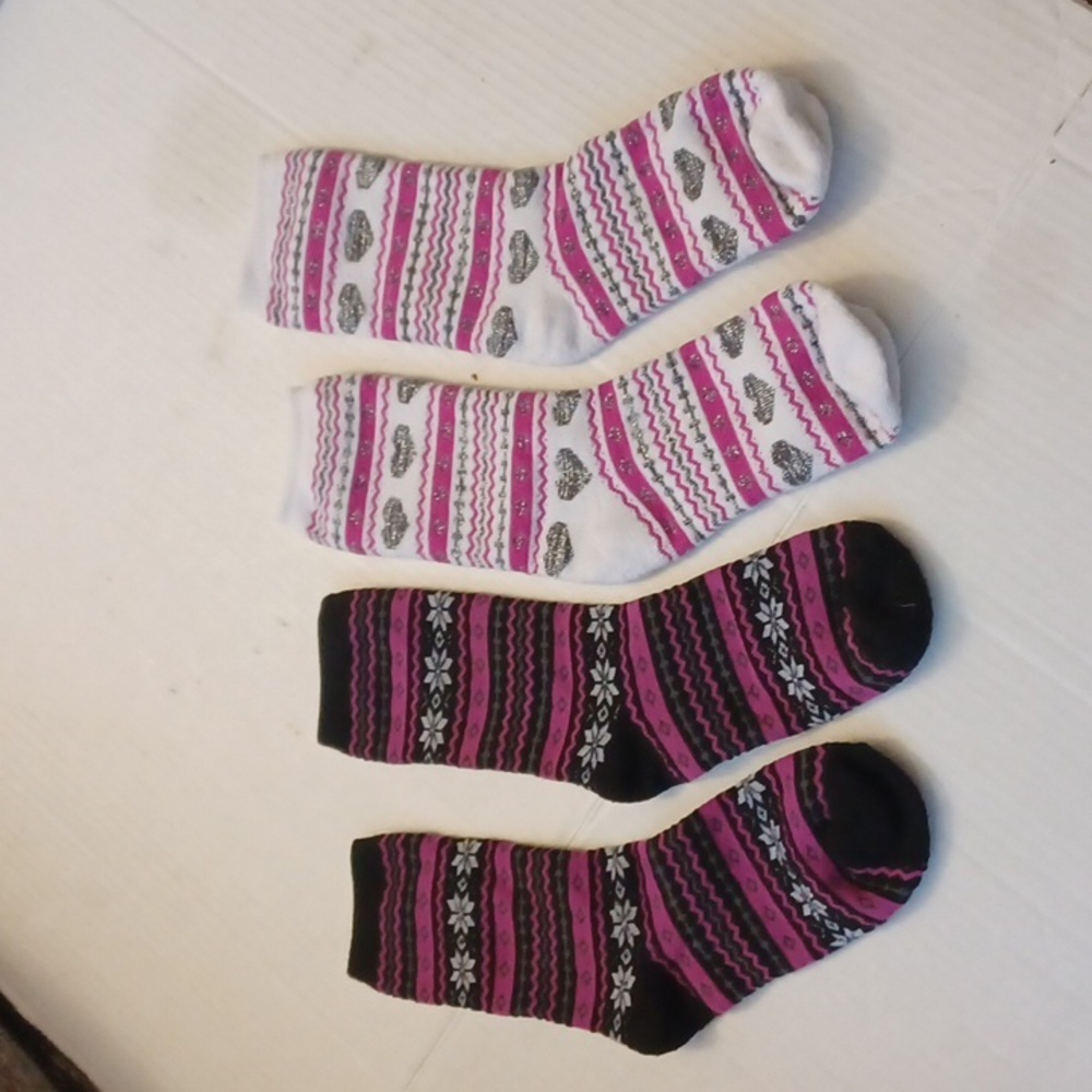 $4 Add-on Thick White & Black Socks With Pink Stripes - Girl's Large (2 Pairs)